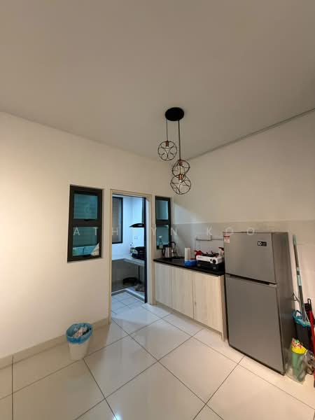 Kondominium untuk Disewa di Trinity Aquata - Cathryn Koo - Kitchen - PropertyGuru.com.my