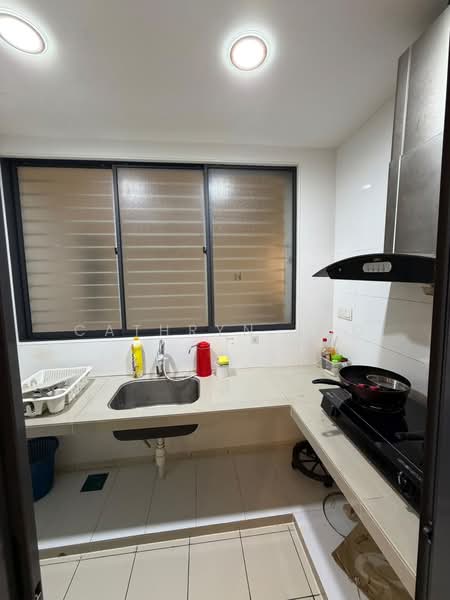 Kondominium untuk Disewa di Trinity Aquata - Cathryn Koo - Kitchen - PropertyGuru.com.my