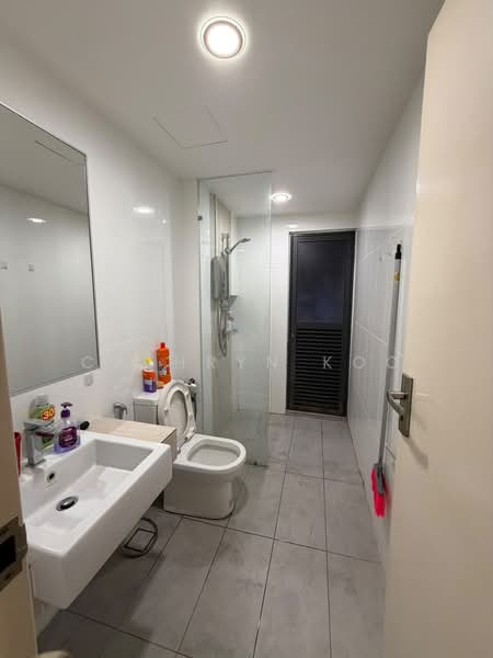 Kondominium untuk Disewa di Trinity Aquata - Cathryn Koo - Bathroom - PropertyGuru.com.my
