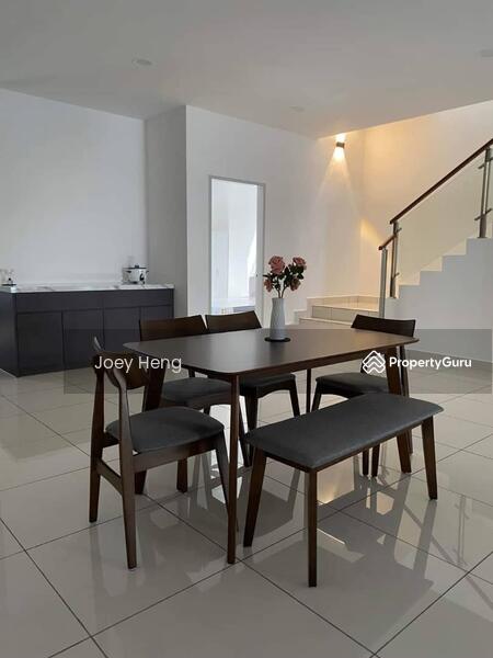 Untuk Dijual - Seremban 2 24x75 Fully Furnished 900K For SALE!!