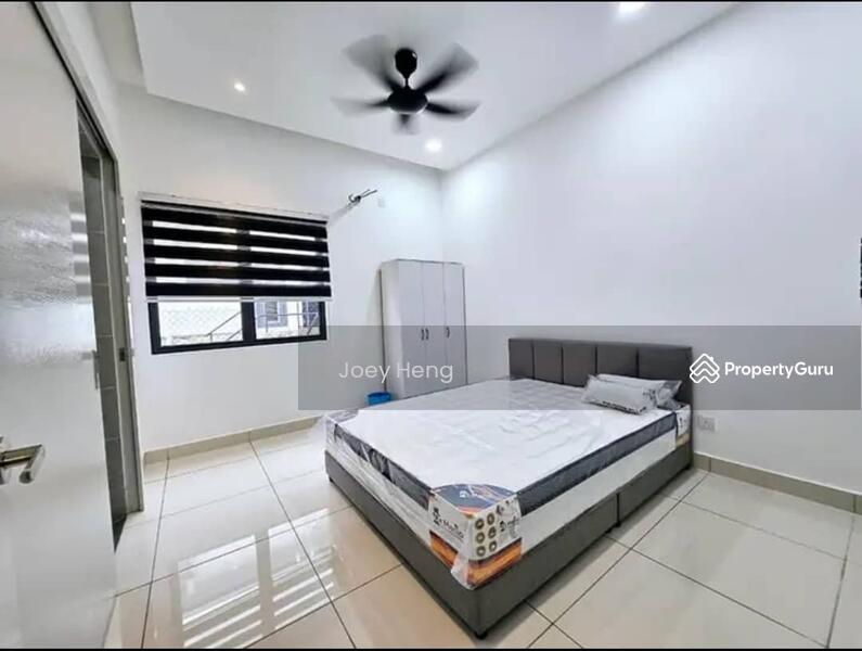 Untuk Dijual - Seremban 2 24x75 Fully Furnished 900K For SALE!!