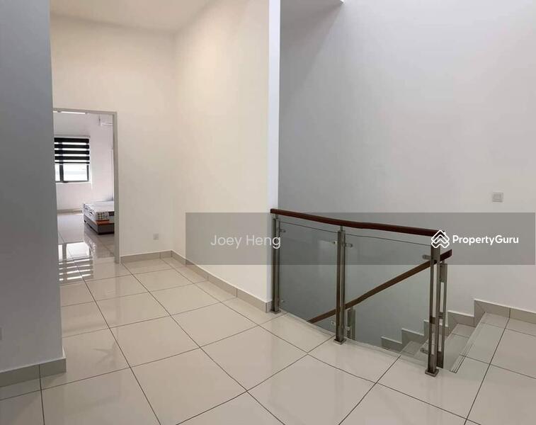 Untuk Dijual - Seremban 2 24x75 Fully Furnished 900K For SALE!!