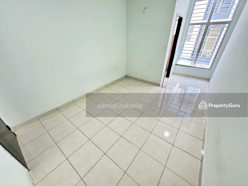 Untuk Dijual - Corner Lot 3 Storey Terrace House Seksyen 7 Bangi Avenue 3 Bangi