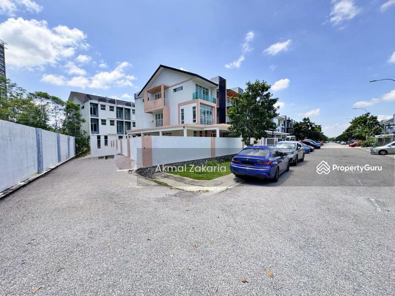 Untuk Dijual - Corner Lot 3 Storey Terrace House Seksyen 7 Bangi Avenue 3 Bangi
