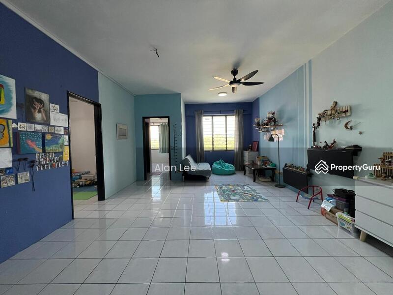 For Sale - Garden Park