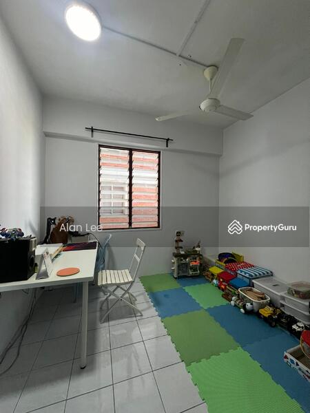 For Sale - Garden Park