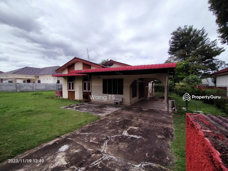 For Sale - Bungalow Near Town. Land Area 14300sqft. Sungai Petani.