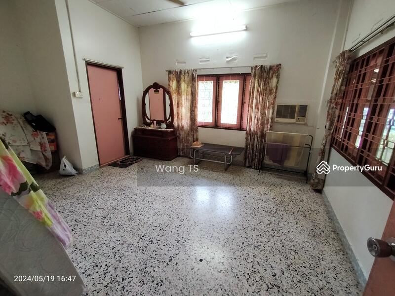 For Sale - Bungalow Near Town. Land Area 14300sqft. Sungai Petani.