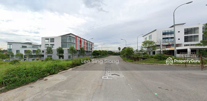 For Rent - (Corner 3.5 Storey) Pusat Perdagangan Maisons Rawang Taman Anggun