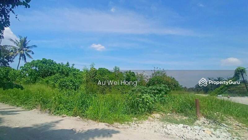 For Sale - Prime Roadside Land for Sale in Simpang Ampat