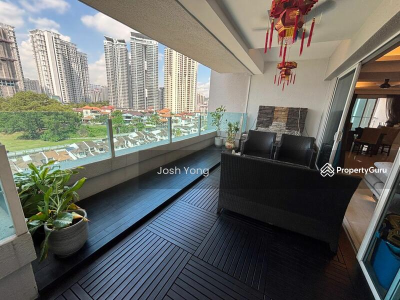 For Sale - Tiffani Kiara