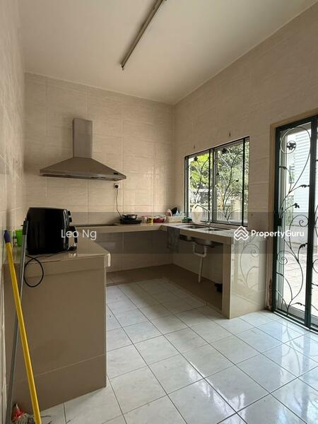 For Sale - 3 Storey Semi-D House Taman Puncak Perdana