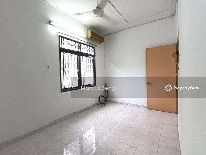 For Sale - Ipoh Garden Double Storey Terrace House For Sale