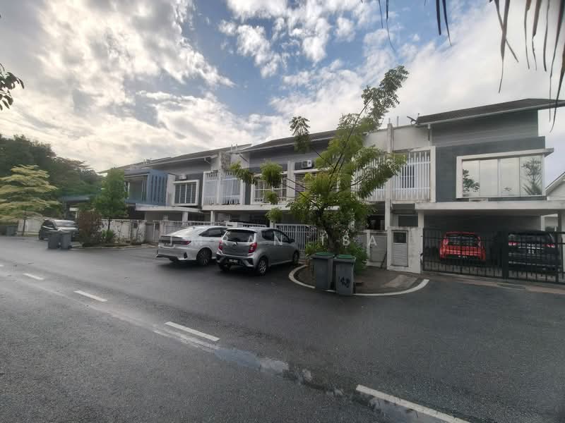 2-storey Terraced House for Sale in Bandar Enstek (Negeri Sembilan) - Imran Isa - Exterior - PropertyGuru.com.my