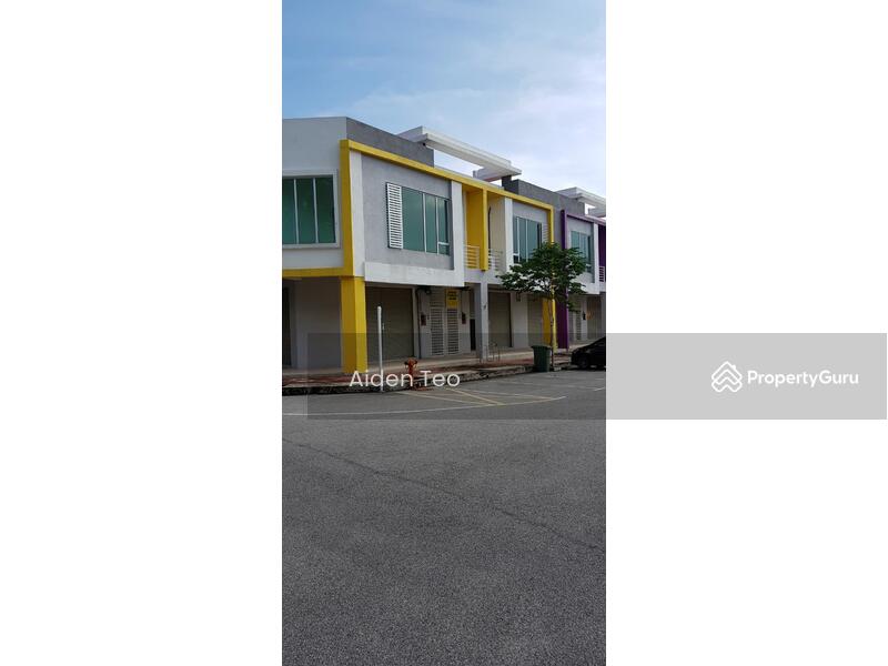 For Sale - Putra Height Sentosa Shop Double Storey New Shop FREEHOLD