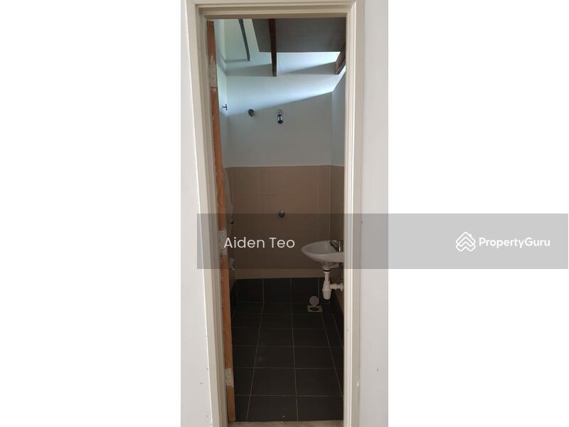 For Sale - Putra Height Sentosa Shop Double Storey New Shop FREEHOLD