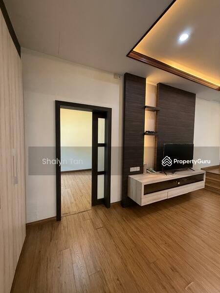 Untuk Dijual - Taman perkota 2storey semi d batu berendam melaka