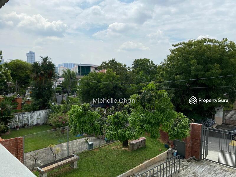 For Rent - Semi-D house at Taman Overseas Union (Taman Oug)