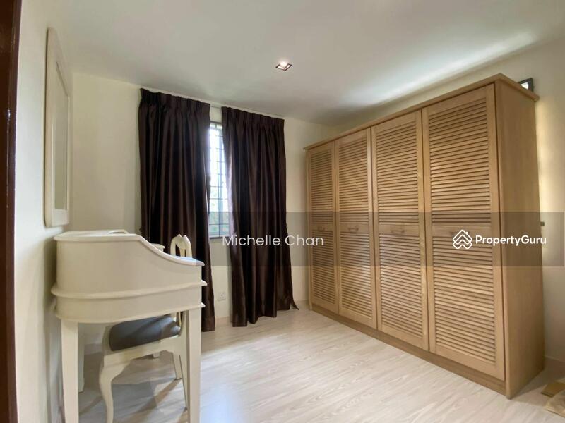 For Rent - Semi-D house at Taman Overseas Union (Taman Oug)