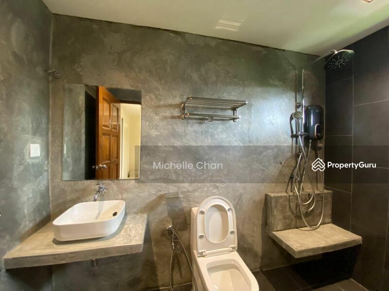 For Rent - Semi-D house at Taman Overseas Union (Taman Oug)