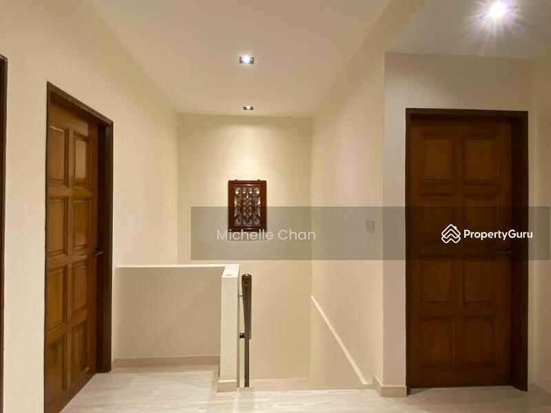 For Rent - Semi-D house at Taman Overseas Union (Taman Oug)