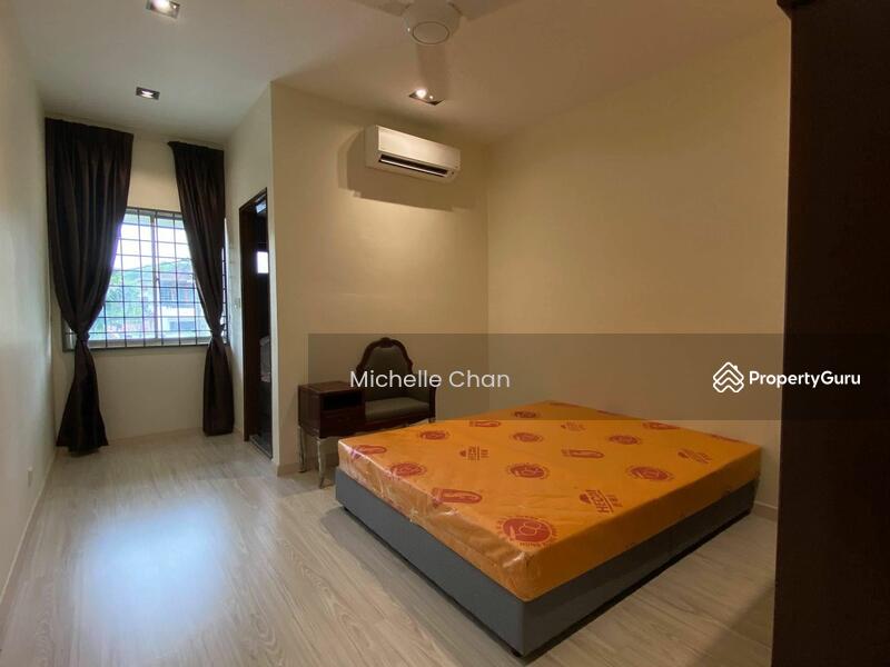 For Rent - Semi-D house at Taman Overseas Union (Taman Oug)