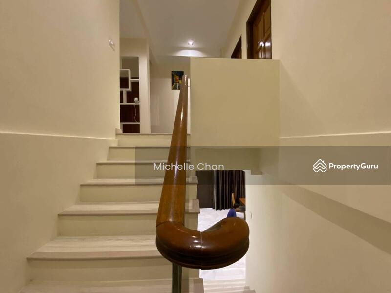 For Rent - Semi-D house at Taman Overseas Union (Taman Oug)