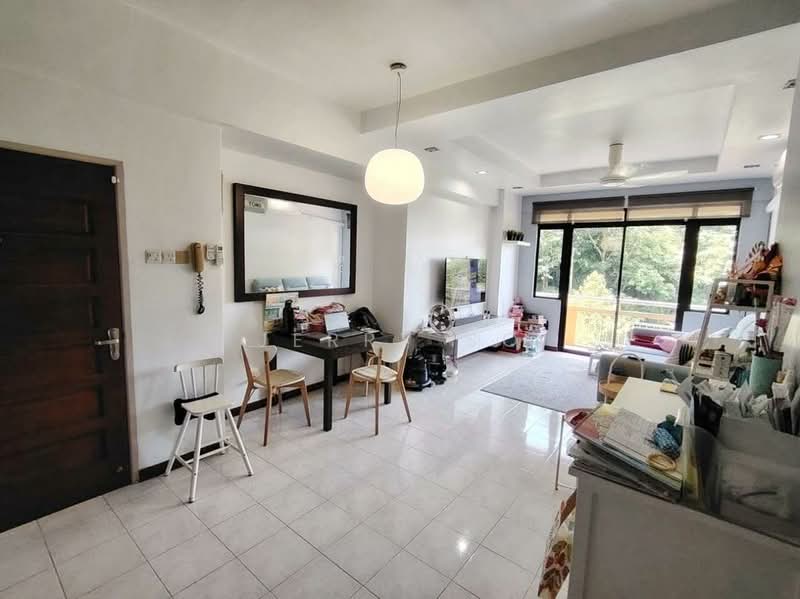 Kondominium untuk Dijual di Parkview Towers - Jerry So - Living Room - PropertyGuru.com.my