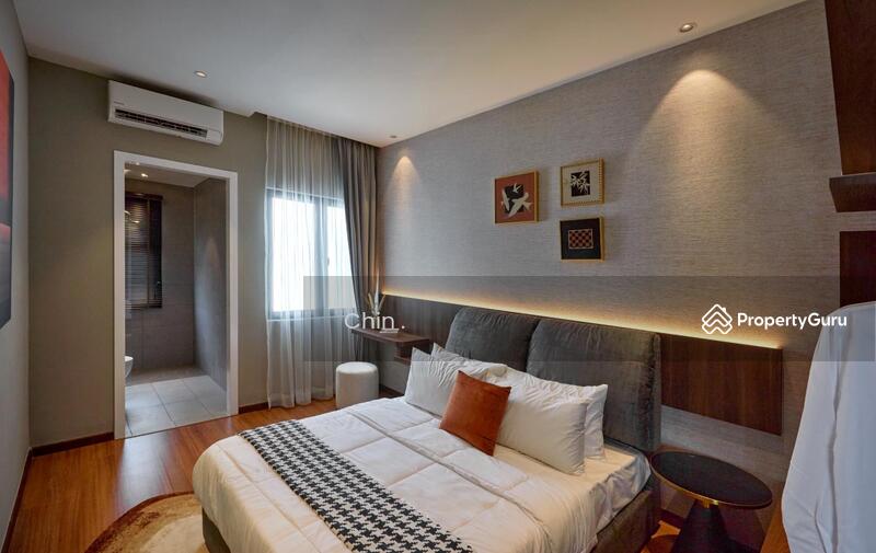 For Sale - Individual Title MRT Township 2 Sty Garden Home W/ 0 Downpayment
