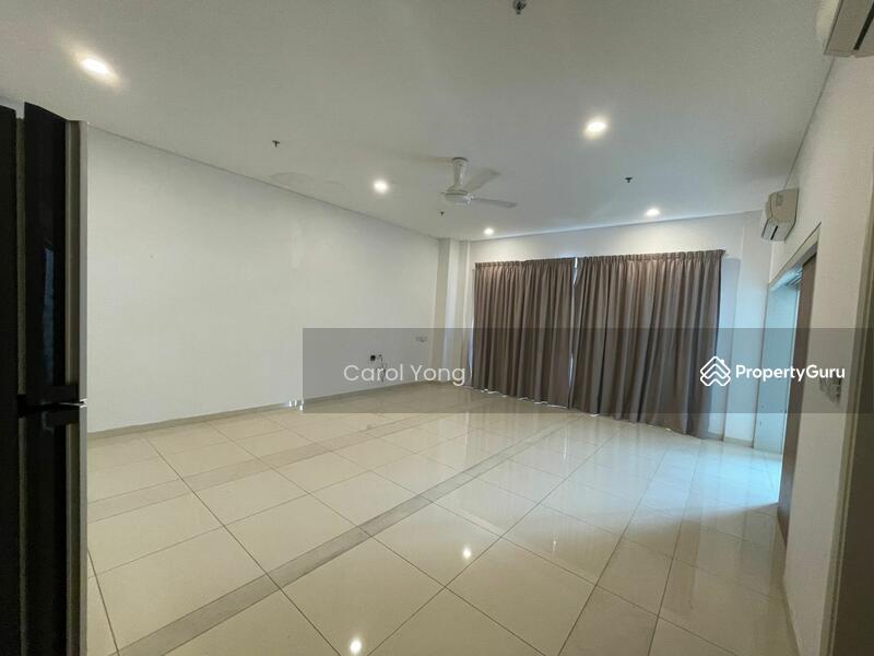 For Sale - Plaza Arkadia