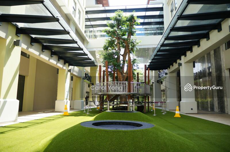 For Sale - Plaza Arkadia