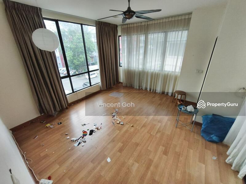 Rumah Teres 3 Tingkat untuk Dijual di Prima Selayang (Selayang) - Vincent Goh - PropertyGuru.com.my
