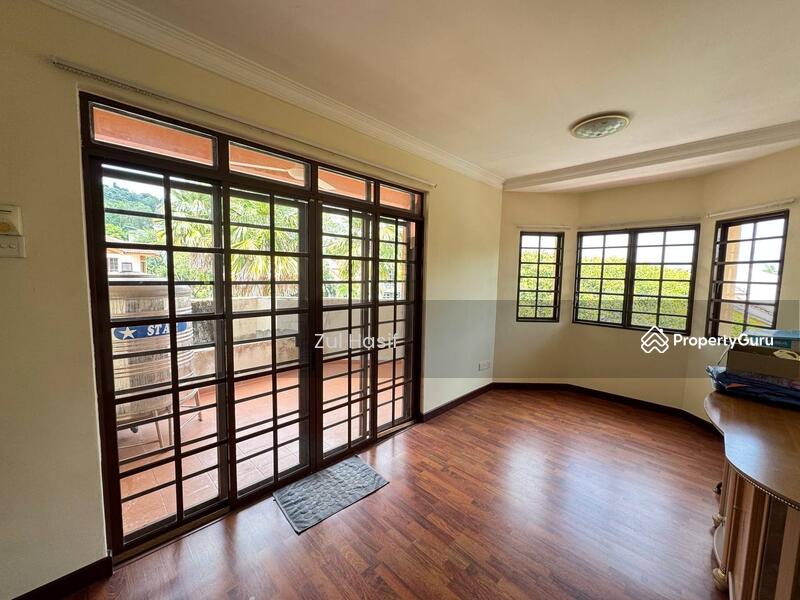 Untuk Dijual - Laman Oakleaf