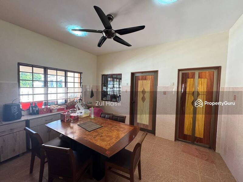 Untuk Dijual - Laman Oakleaf