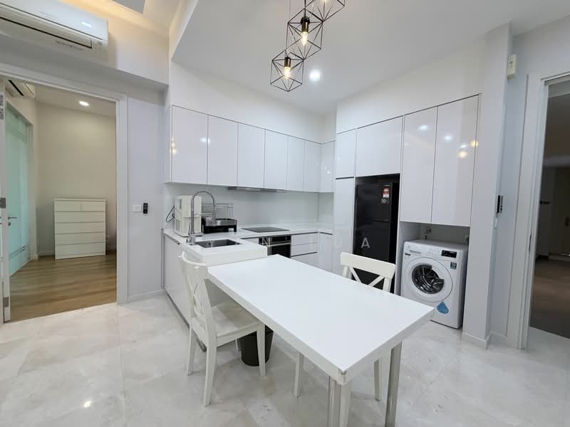 Untuk Disewa - Vogue Suites One