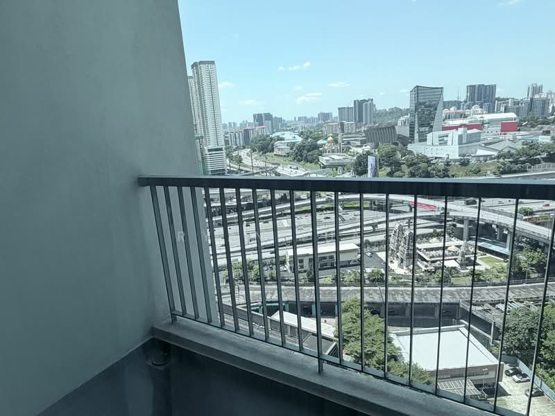 Untuk Disewa - Vogue Suites One