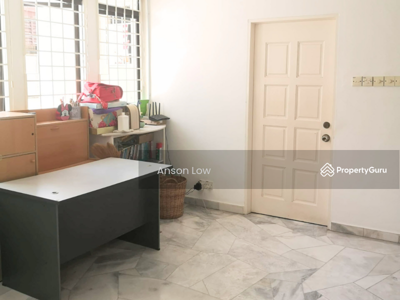 Untuk Dijual - 2 Storey Semi D 3,360sf Fully Renovated & Furnished Tanjung Bungah