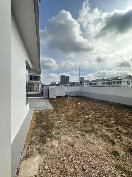 Semi-Detached House for Sale in Cyber 10 (Cyberjaya) - Chin . - Exterior - PropertyGuru.com.my