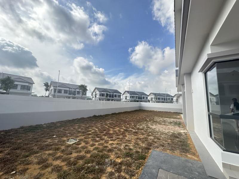 Semi-Detached House for Sale in Cyber 10 (Cyberjaya) - Chin . - Exterior - PropertyGuru.com.my