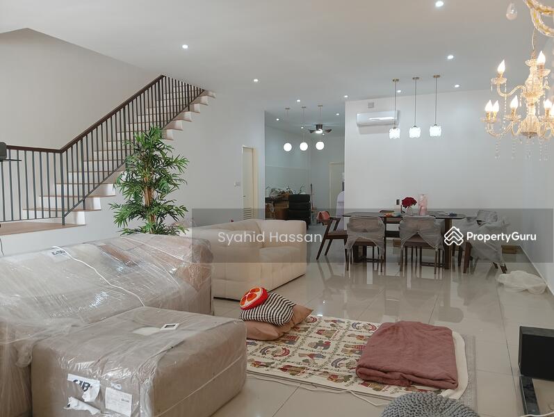 For Rent - Resort Residence 2
