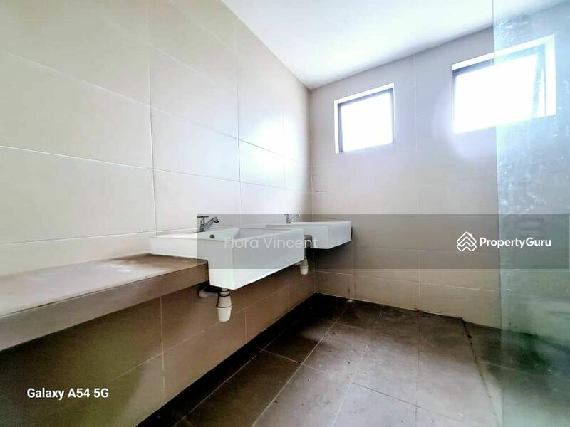 2-storey Terraced House for Sale in Lakeside Residences (Puchong) - Flora T - PropertyGuru.com.my