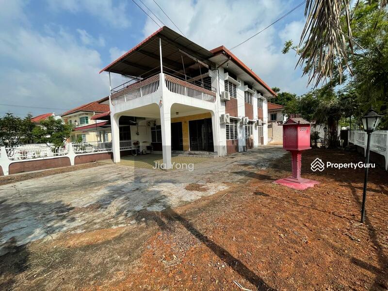 For Rent - Georgetown double storey semidetached corner house jalan joki lumba kuda