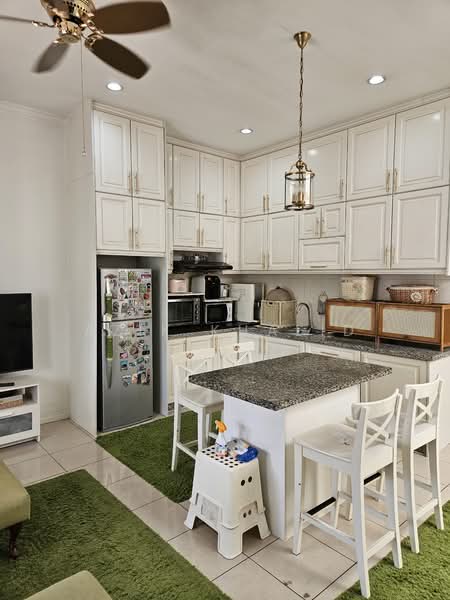 2-storey Terraced House for Sale in Bukit Jelutong (Shah Alam) - Azik Khalid - PropertyGuru.com.my