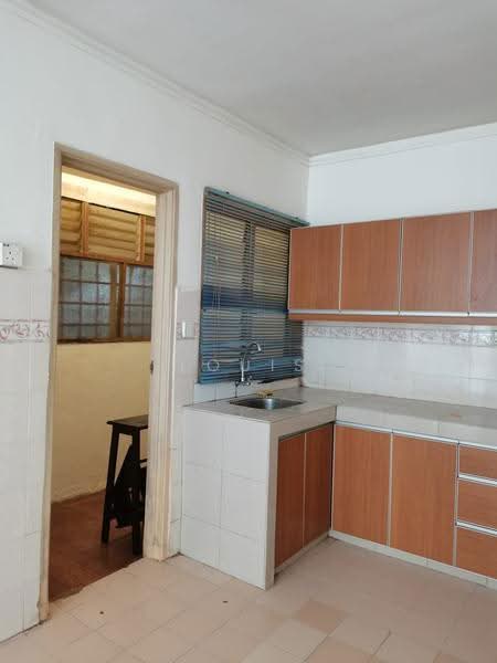 Condominium for Sale at Flora Damansara Flat - Louis Foong - Kitchen - PropertyGuru.com.my