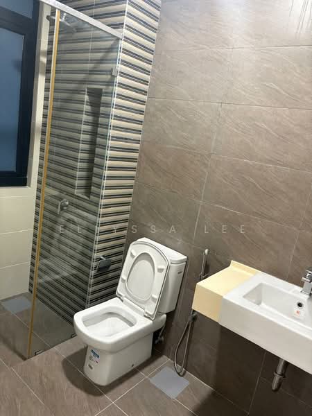 Kondominium untuk Dijual di Sky Condominium (Skyz Residence) - Ellyssa Lee - Bathroom - PropertyGuru.com.my