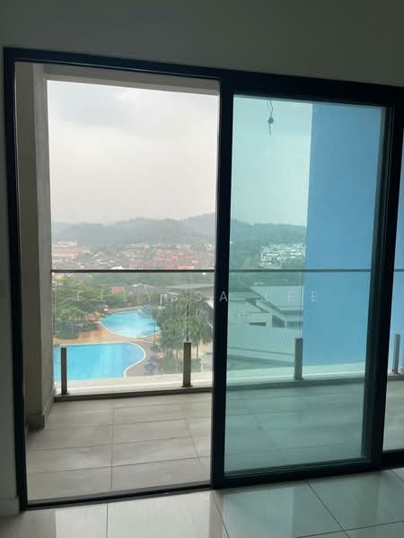 Kondominium untuk Dijual di Sky Condominium (Skyz Residence) - Ellyssa Lee - Balcony - PropertyGuru.com.my