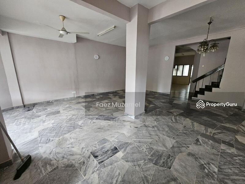 Rumah Teres 2 Tingkat untuk Dijual di Seksyen 8 (Shah Alam) - Faez Muzamel - PropertyGuru.com.my