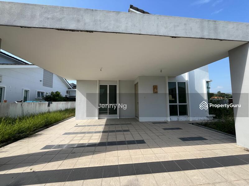 Untuk Dijual - Below market 1 Sty Banglo Raia Savanna Batu Gajah