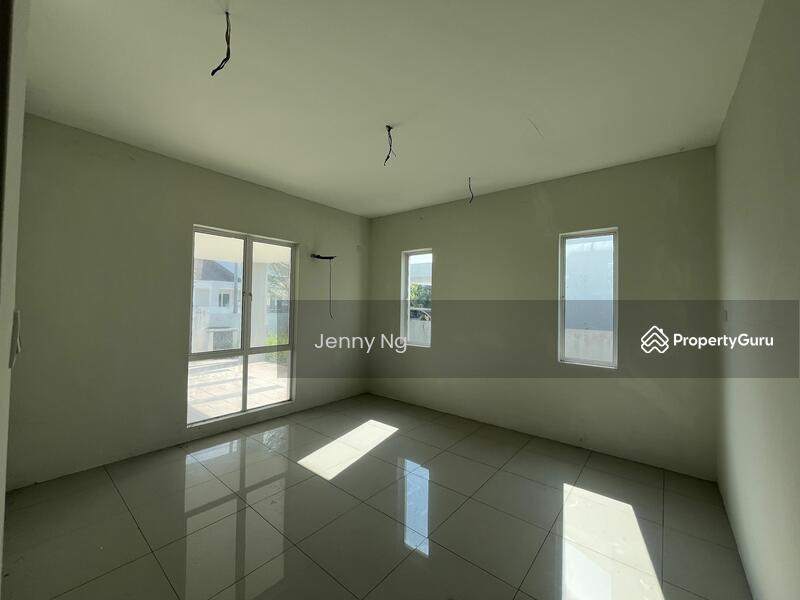 Untuk Dijual - Below market 1 Sty Banglo Raia Savanna Batu Gajah