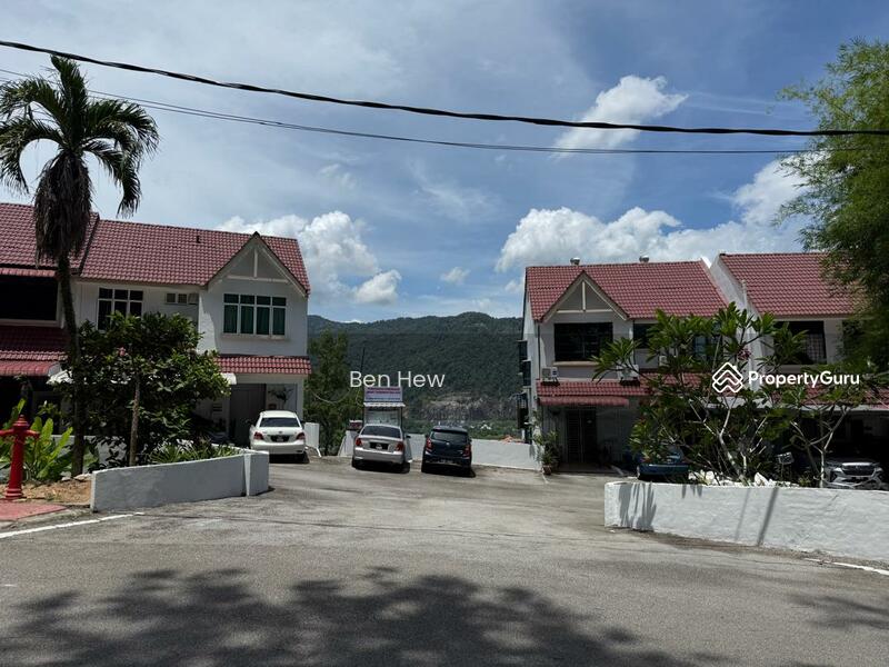 For Sale - Pearl Hill Villa (Mount Evergreen)